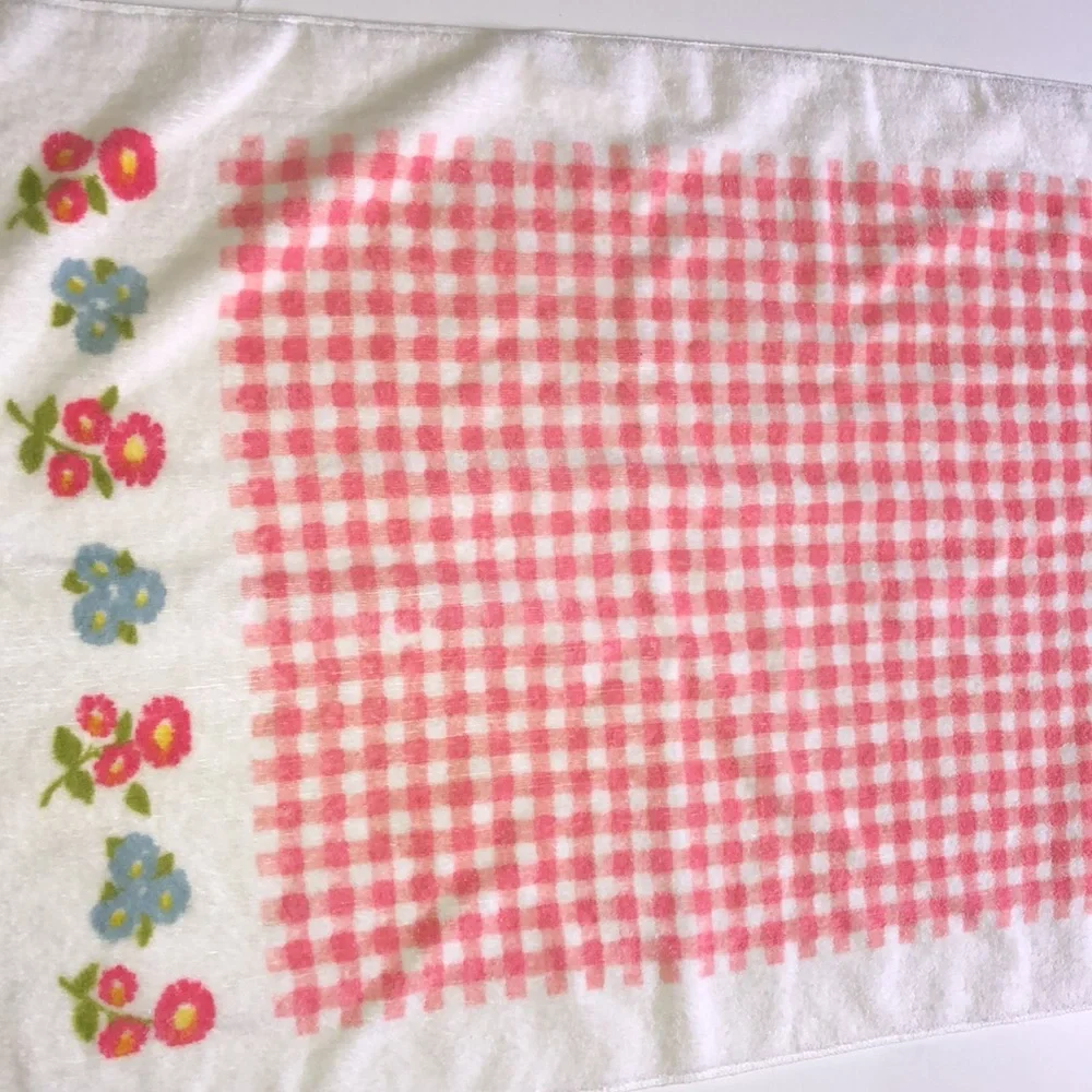 Springmaid Vintage Guest Towel Set Pink Gingham and flowers terrycloth 60s